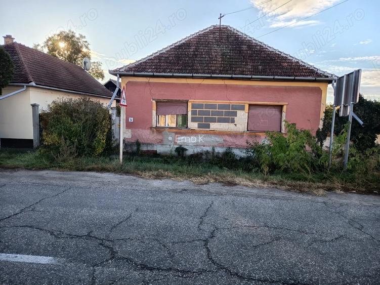 Casa Biharkeresztes, 2500 mp Casa Biharkeresztes, 2500 mp