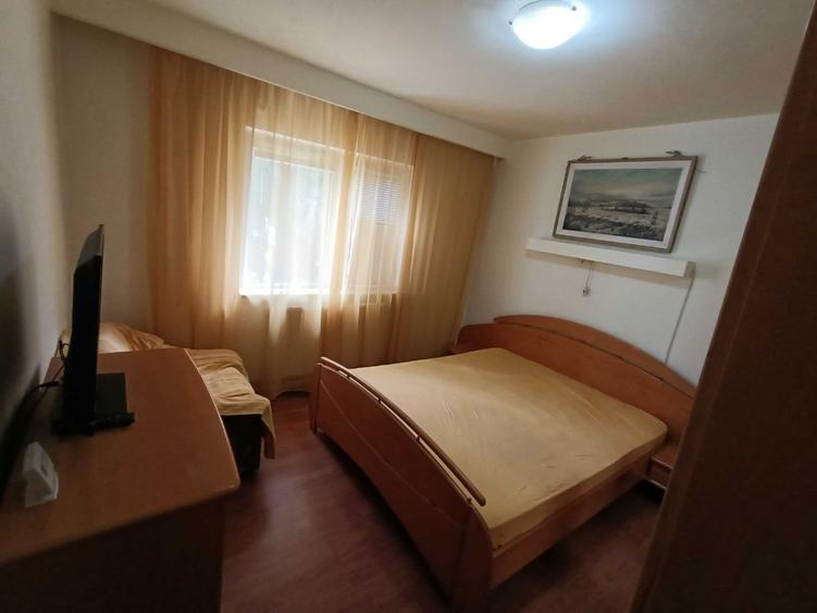 Apartament cu 1 camera decomandat zona CETATII - 1