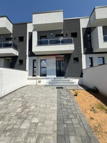 Casa moderna, zona Gara, gata de mutat - 1