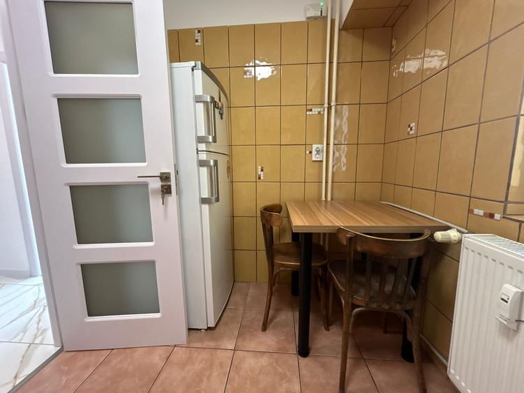 Garsoniera Mega Mall 43 Mp Etaj 4 Bloc 1977 Reabilitat - 11