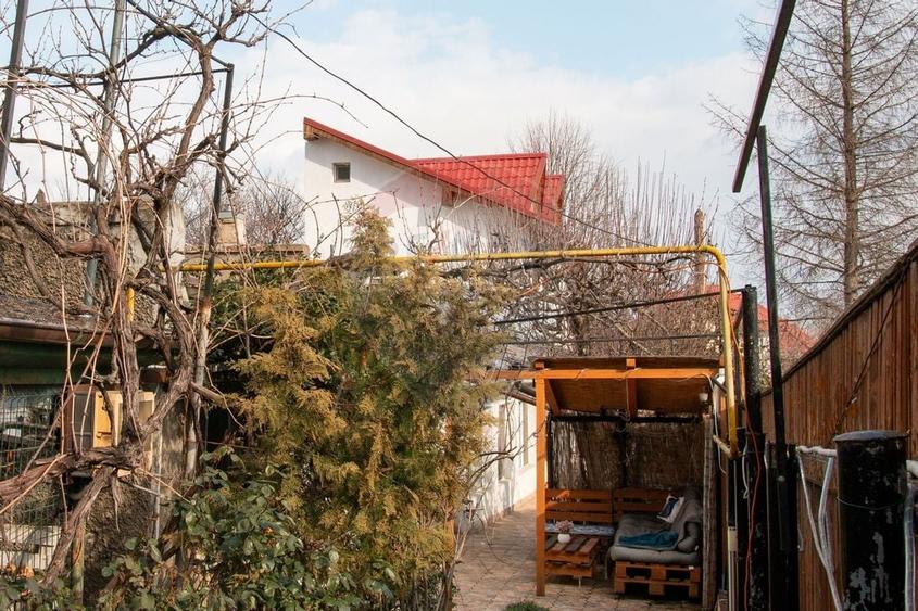 De vanzare casa 7 camere, 306 mp desfasurati parcul Rizer -comision 0% - 13