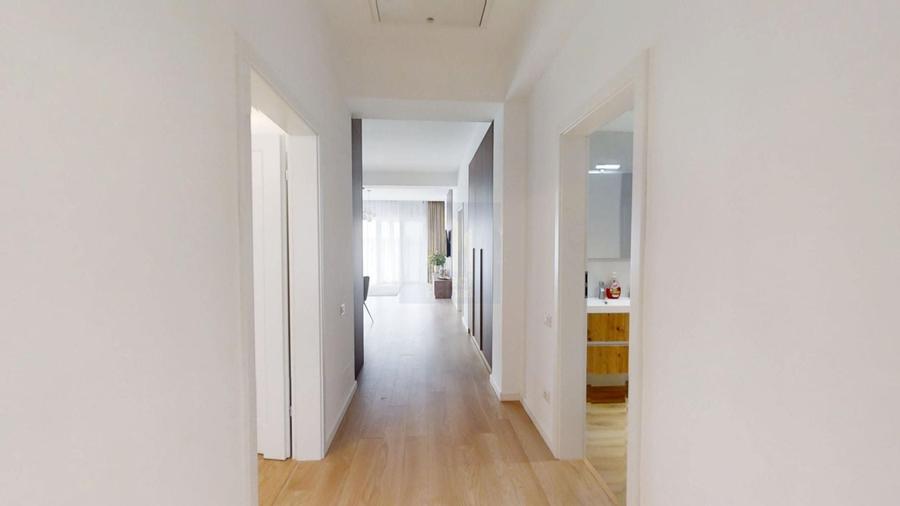 Vila  de Inchiriat 4 Camere *Tunari* *Tur Virtual* - 9