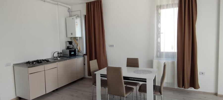 Vânzare Apartament 2 Camere Spațios, Mobilat și Utilat, Aproape de Plajă - 4