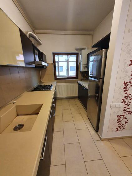 3 Camere I OTOPENI I Loc De Parcare Inclus - 4