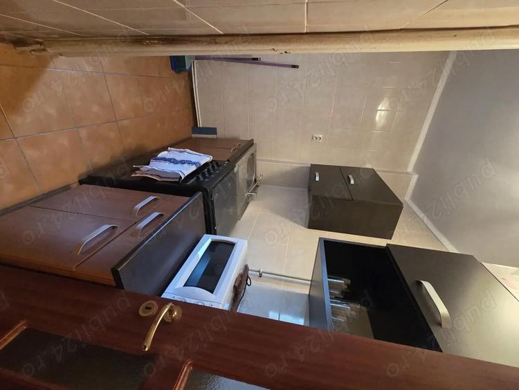 Radu Negru Gars decomandata Mobilata utilata etaj 1 - 5