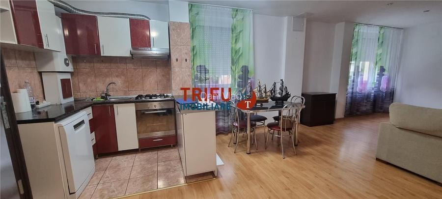Apartament 3 camere boxa +garaj zona Tolstoi