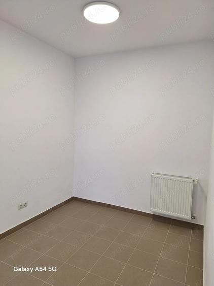 Inchiriez spatiu zona Penny - 9