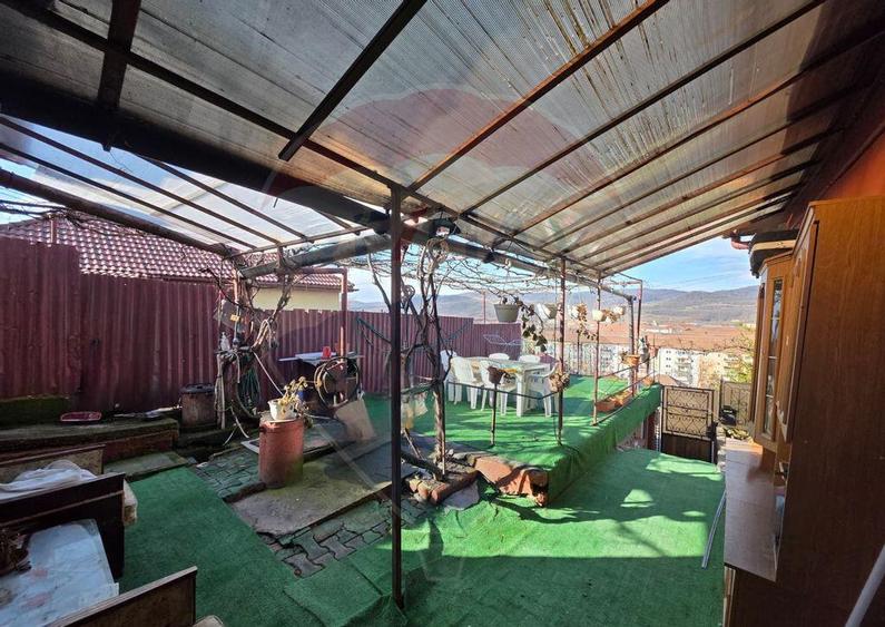 Casa tip duplex de vanzare Vitrometan, str. Barsei - 9