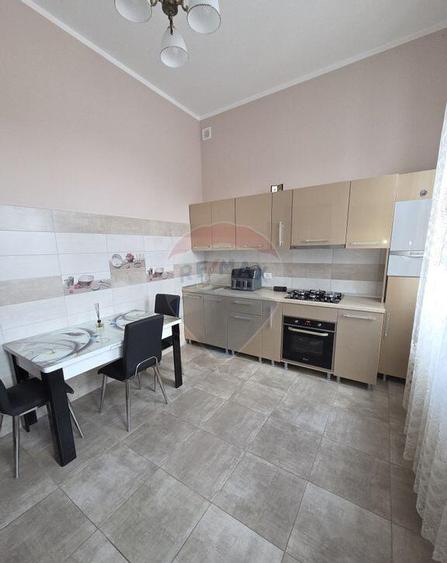 Locuin?a istorica, Comision 0% - 3