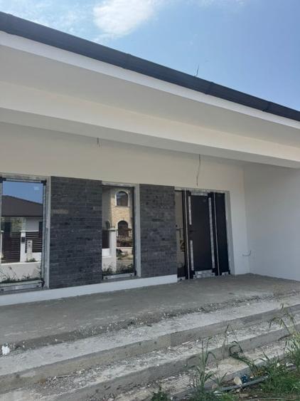 CASA LA SOL CUMPANA | TOATE UTILITATILE | 3 DORMITOARE |CURTE GENEROASA - 3