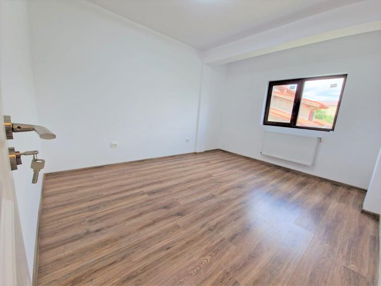 Apartament 3 camere decomandat etaj1 intabulat mutare imediata gradina - 5