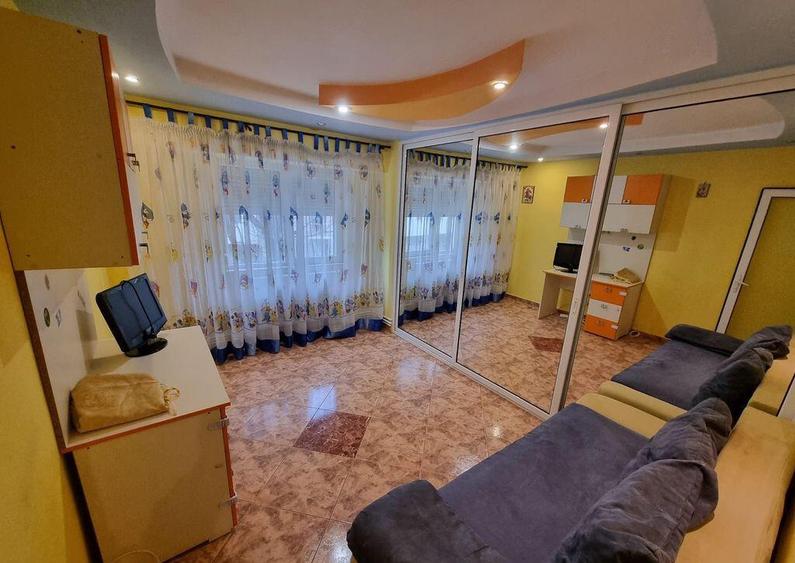 Soveja eden-apartament 4 camere decomandat etaj 1 - 14