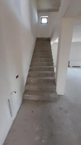 Proprietar, vand casa tip duplex, zona excelenta! - 9