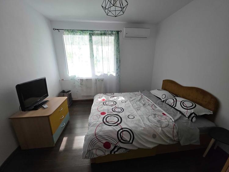 Apartament cu 2 camere decomandat în Titan