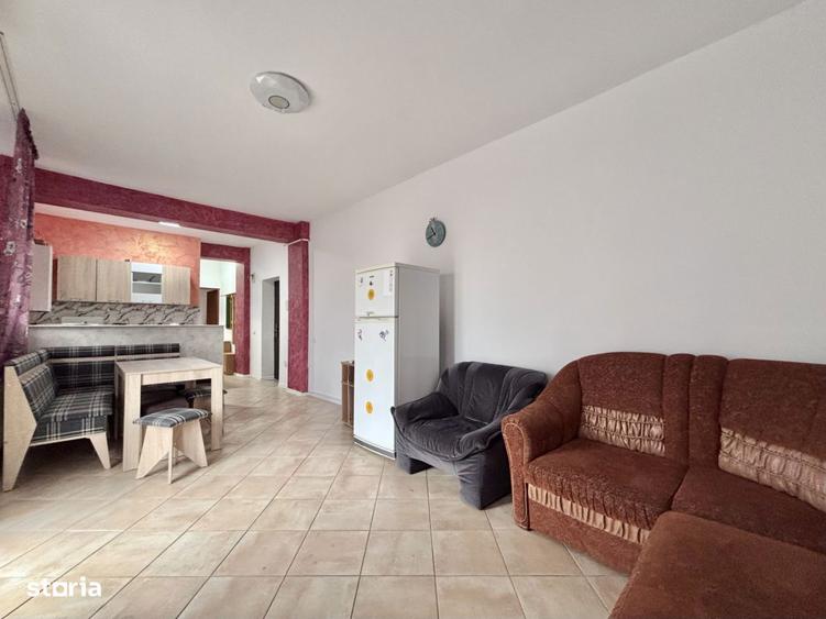 Apartament in Mamaia Nord, la cativa pasi de plaja, cu loc de parcare - 1