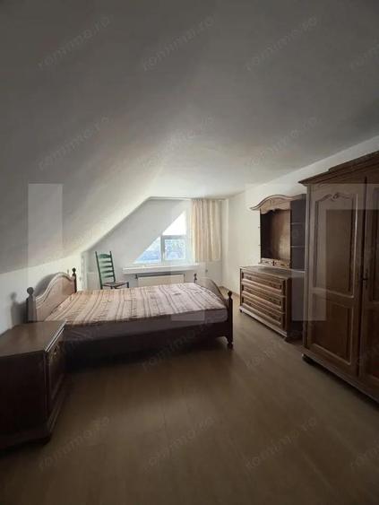 Apartament Spa?ios cu Etaj 4 Camere Zona Intim - 2