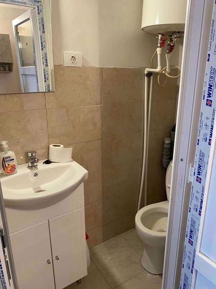 Inchiriez garsoniera - 4