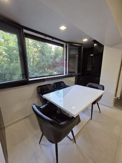 Apartament cu 3 camere etajul 1, zona Poienita - 5