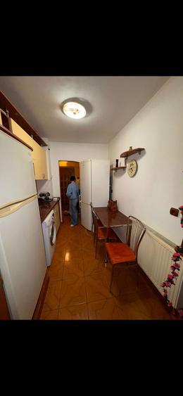 Inchiriez apartament 2 cam tig 2 vizavi de papadie - 2