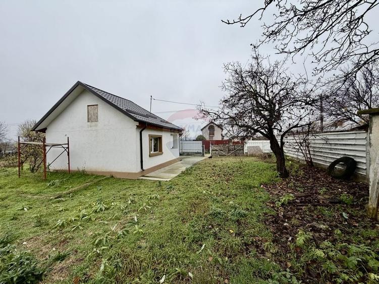 Casa / Vila cu 2 camere de vanzare - 3