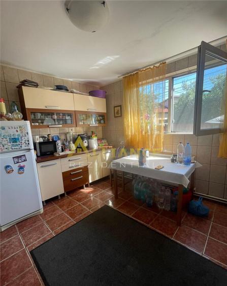 Vila sector 3 str Marului - 1