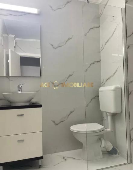Apartament cu 3 camere decomandat, mobilat în Berceni