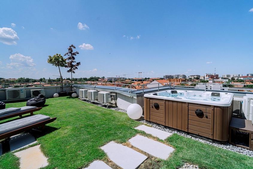 Penthouse 4 camere, ultracentral, Oradea. 800 000 E + TVA. Comision 0 - 29