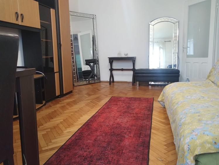 Politahnica 3 camere spatios - 1