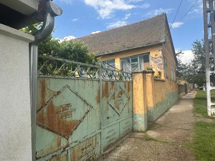 Casa cu gradina in Comuna Vinga, jude?ul Arad Casa cu gradina in Comuna Vinga, jude?ul Arad