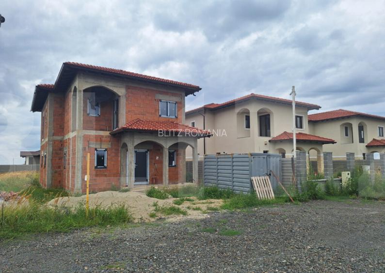 Casa la Ro?u Mo?ni?a Noua 150 mp, Teren 625 mp