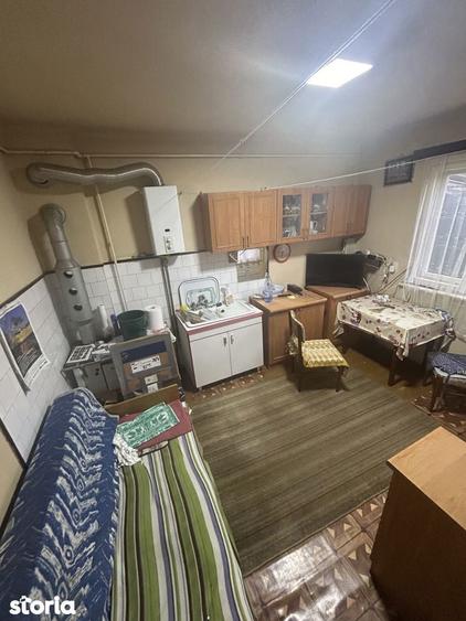 Casa individuala , 3 camere , 244 mp teren - 6