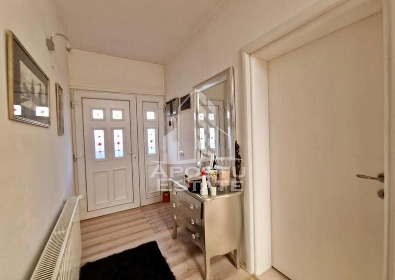 Vila cu terasa si piscina in Zadareni - 60