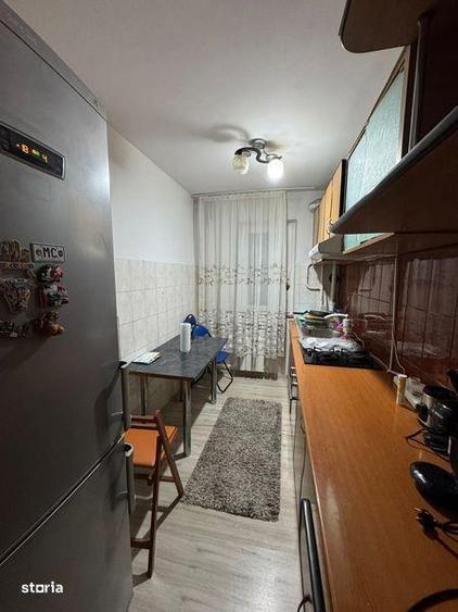 Apartament 3 camere semidecomandatandat etaj.3 - 7