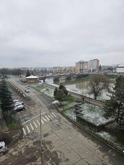 Apartament 2 camere decomandat, zona centrala - 7