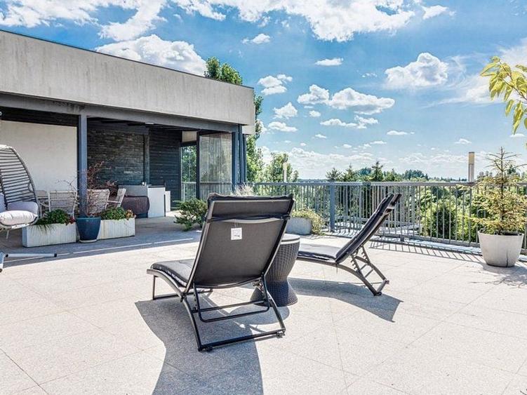 NOU!3 camere 160 mp utili, GARDEN FLOOR 80 mp, LAKE VIEW! - 4