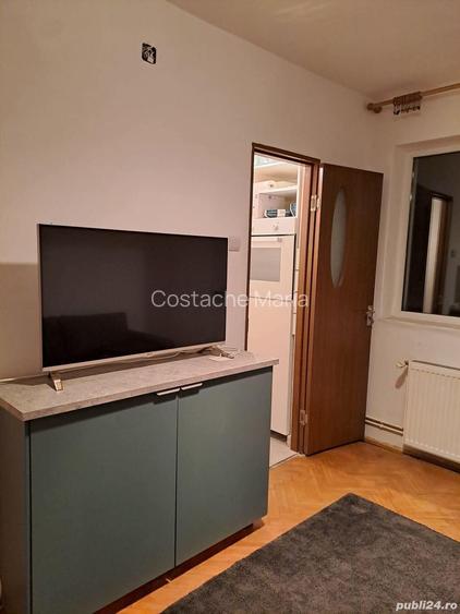 Garsoniera , Centrul Civic