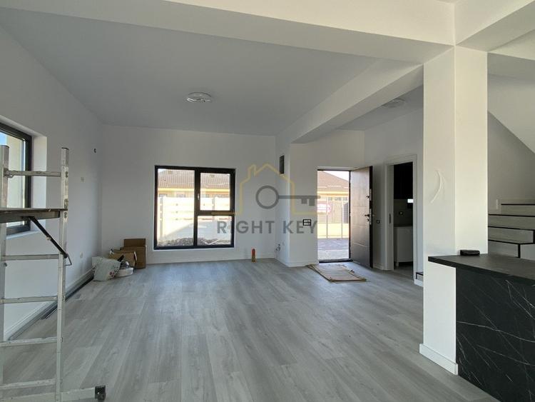 Mutare rapida! Vila 4 cam, 120mpu, pompa caldura, panouri! Comision 0% - 4