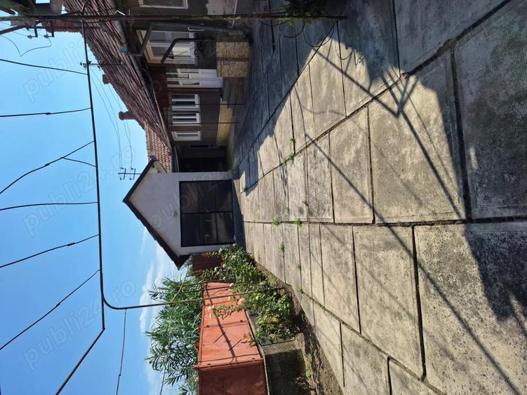 Casa de vanzare !!! - 2