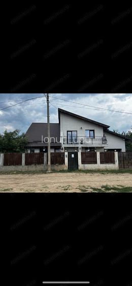 Casa de vanzare sau la schimb cu orice Casa de vanzare sau la schimb cu orice