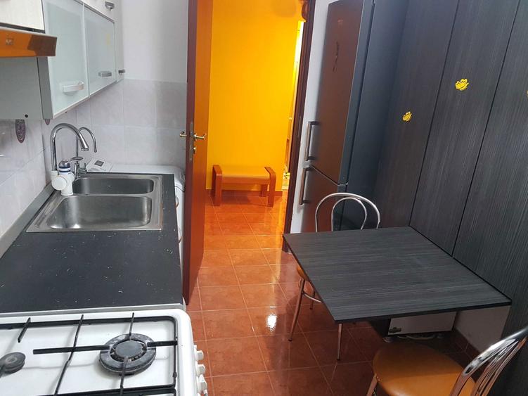 inchiriez apartament 2 camere Mazepa - 8