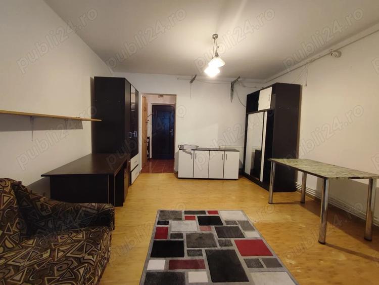 vand garsoniera pe Bd.-ul Independentei nr.24 - 1