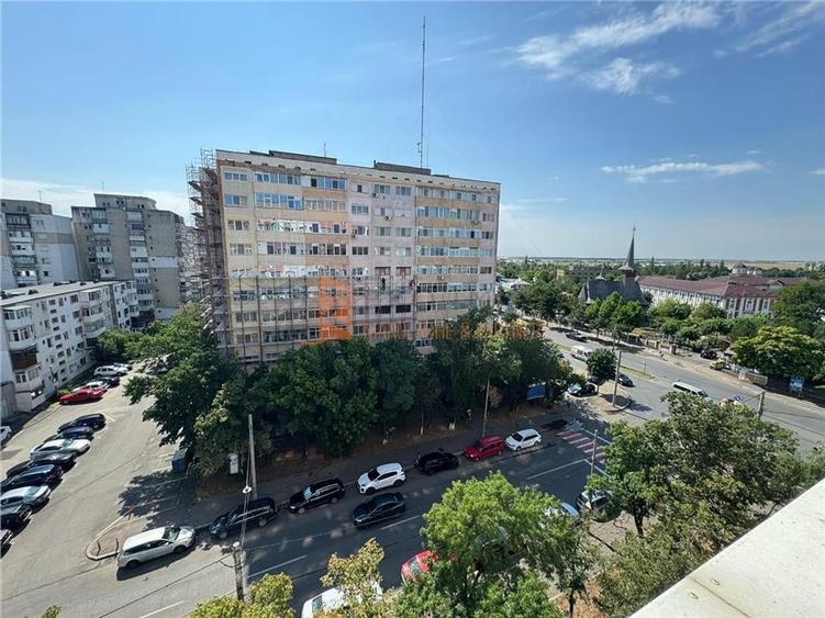Apartament 3 camere confort 1 decomandat  Zona Spiru Haret - 13