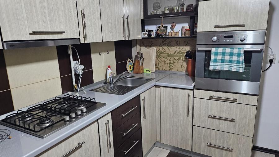 Inchiriere apartament 3 camere complet utilat, et 1 - 2