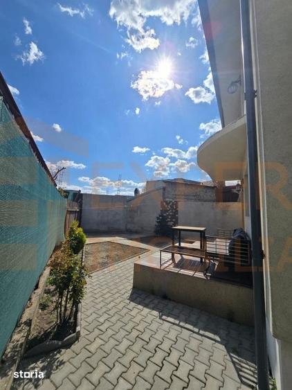 Casă cu 4 camere cu Teren 241 Mp în Brătianu