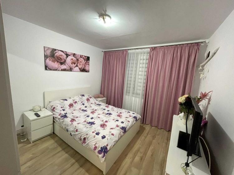 Casă cu 2 camere semidecomandat în Tomis Nord