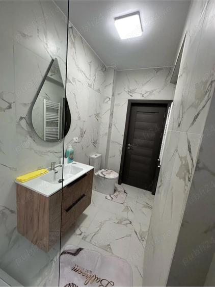 Apartament cu 2 camere decomandat în Palazu Mare