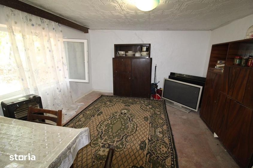 Casă cu 3 camere cu Teren 329 Mp în Bretea Română