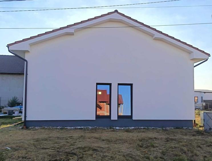 Casă cu 3 camere în Fântânele