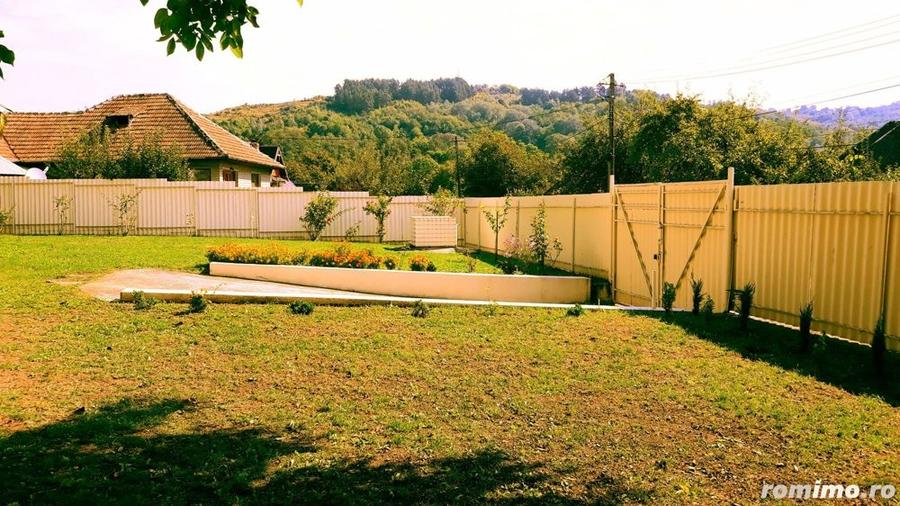 Casă cu 24 camere cu Teren 4300 Mp în Central