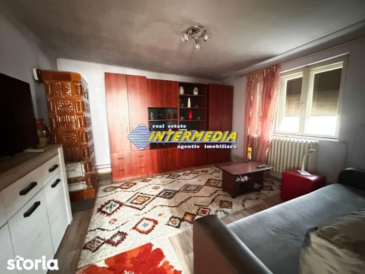 Casă cu 2 camere cu Teren 919 Mp în Cetate